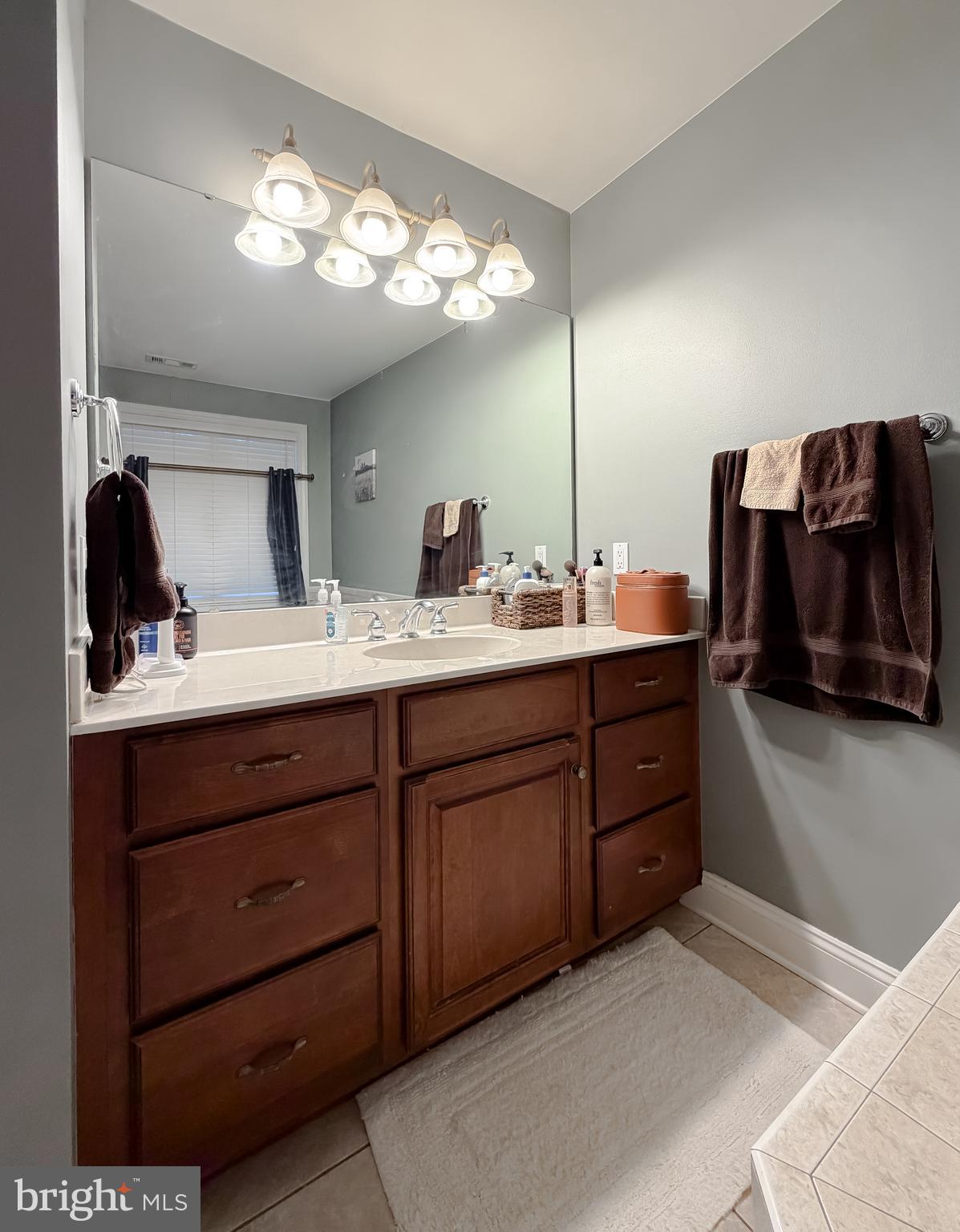 ESTATES AT SINGLETREE - Residential