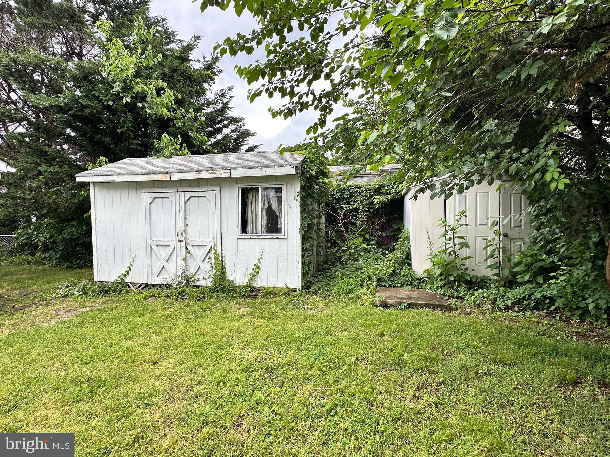 NORTH ARLINGTON - Residential