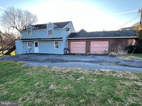 58 W CHARLOTTE STREET MILLERSVILLE PA 17551
