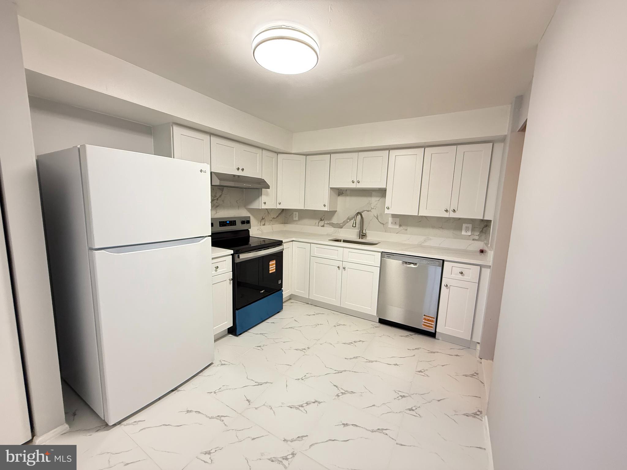 MILL CREEK SOUTH - Residential