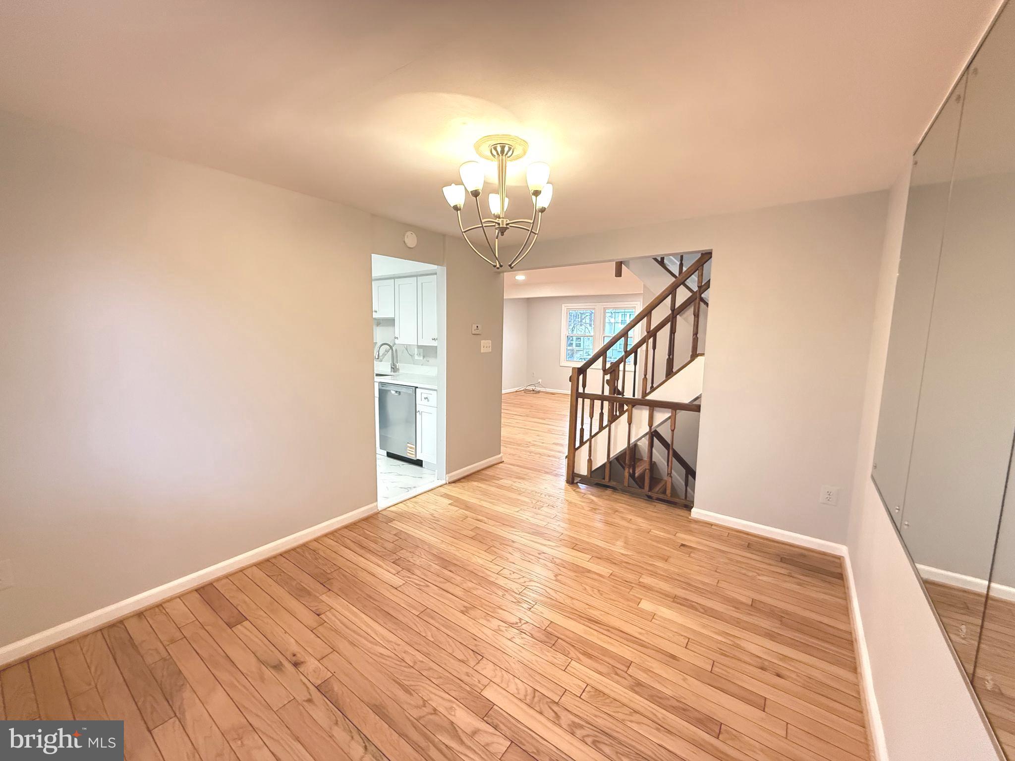 MILL CREEK SOUTH - Residential