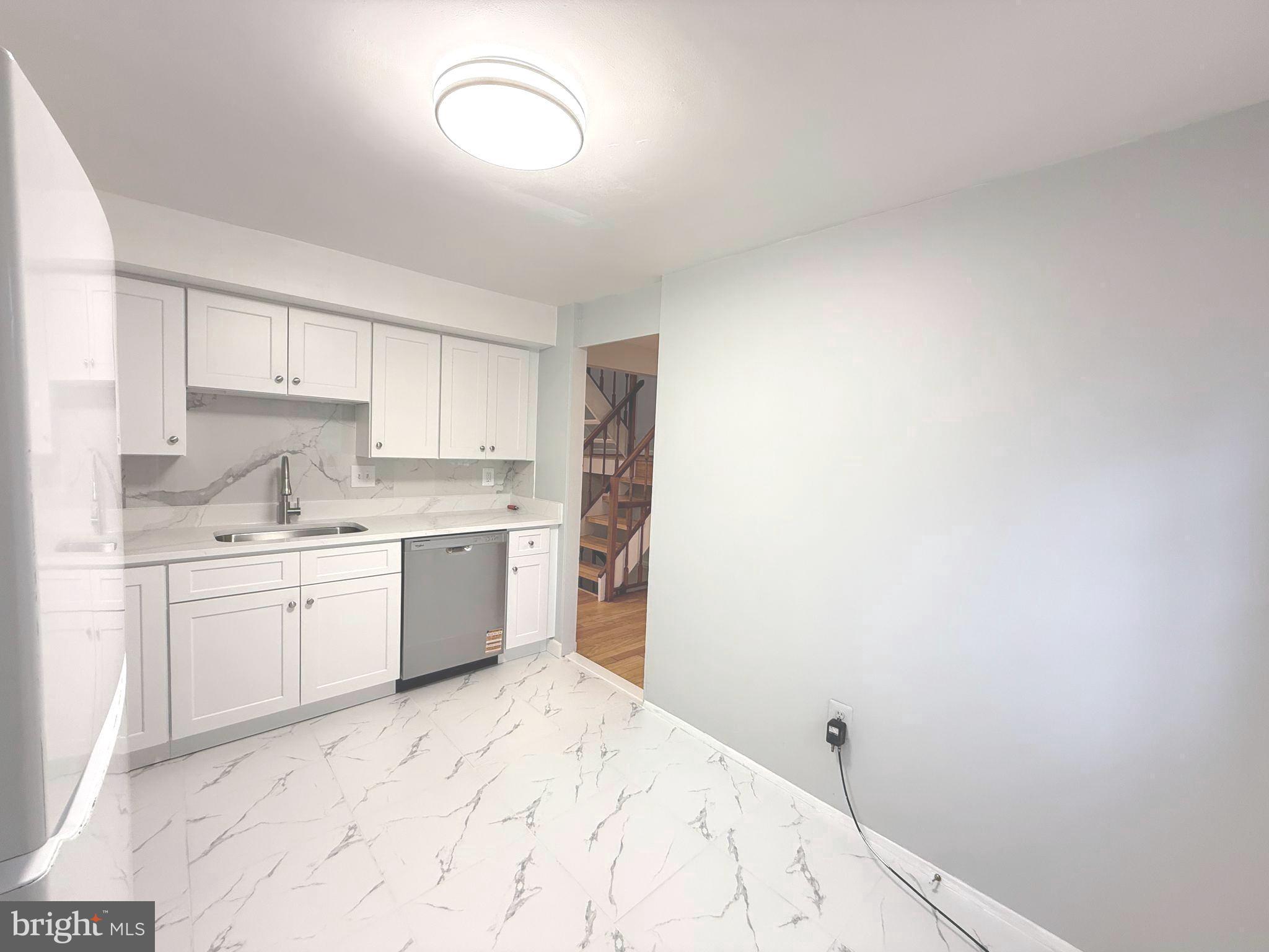 MILL CREEK SOUTH - Residential