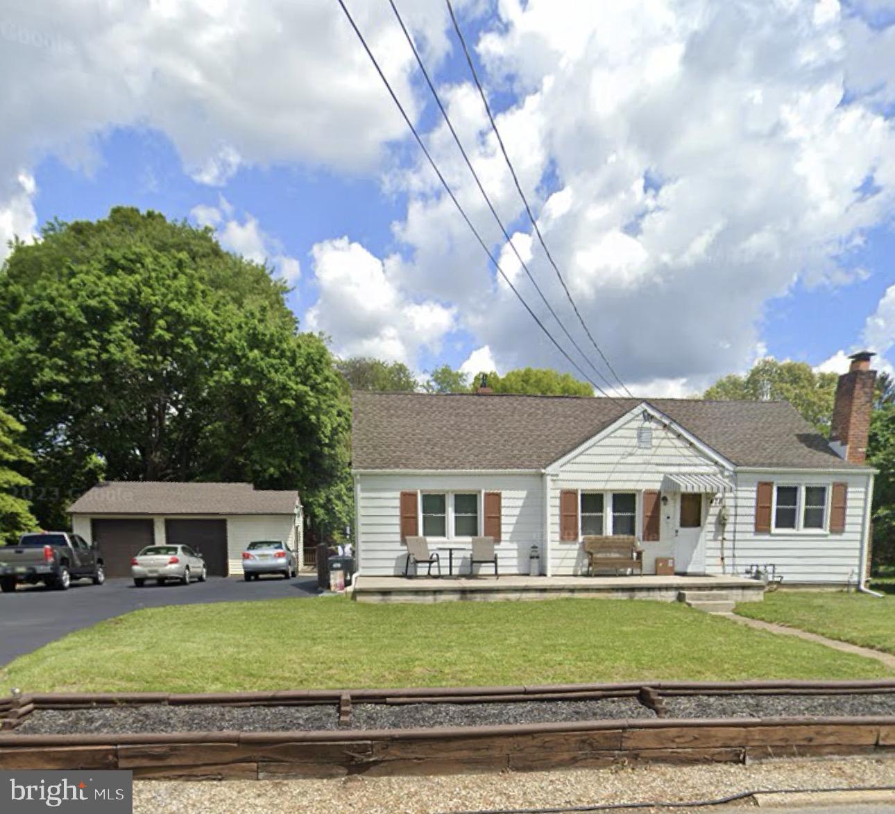478 CENTER STREET