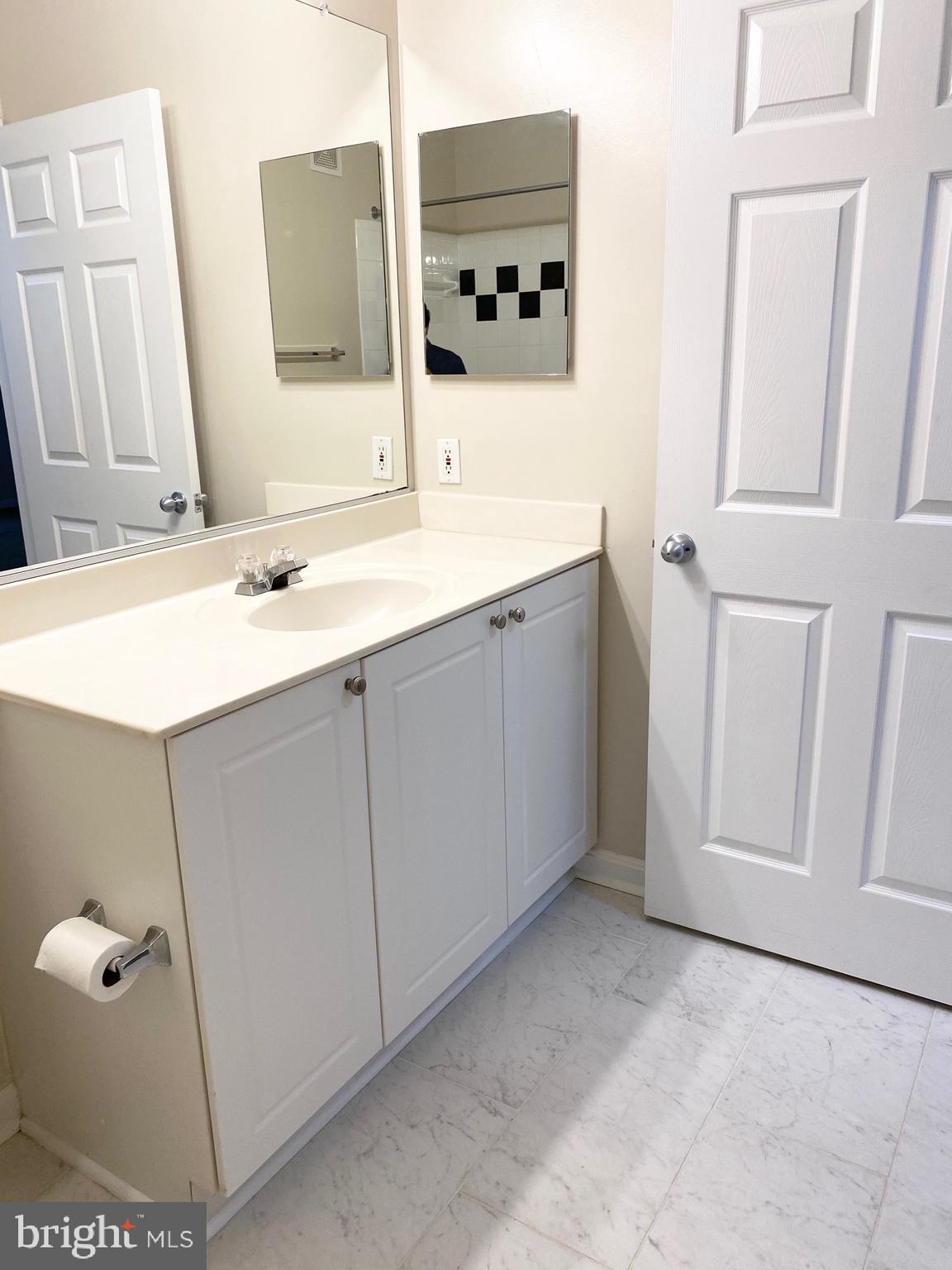 MARQUIS AT VIENNA STATION - Residential Lease