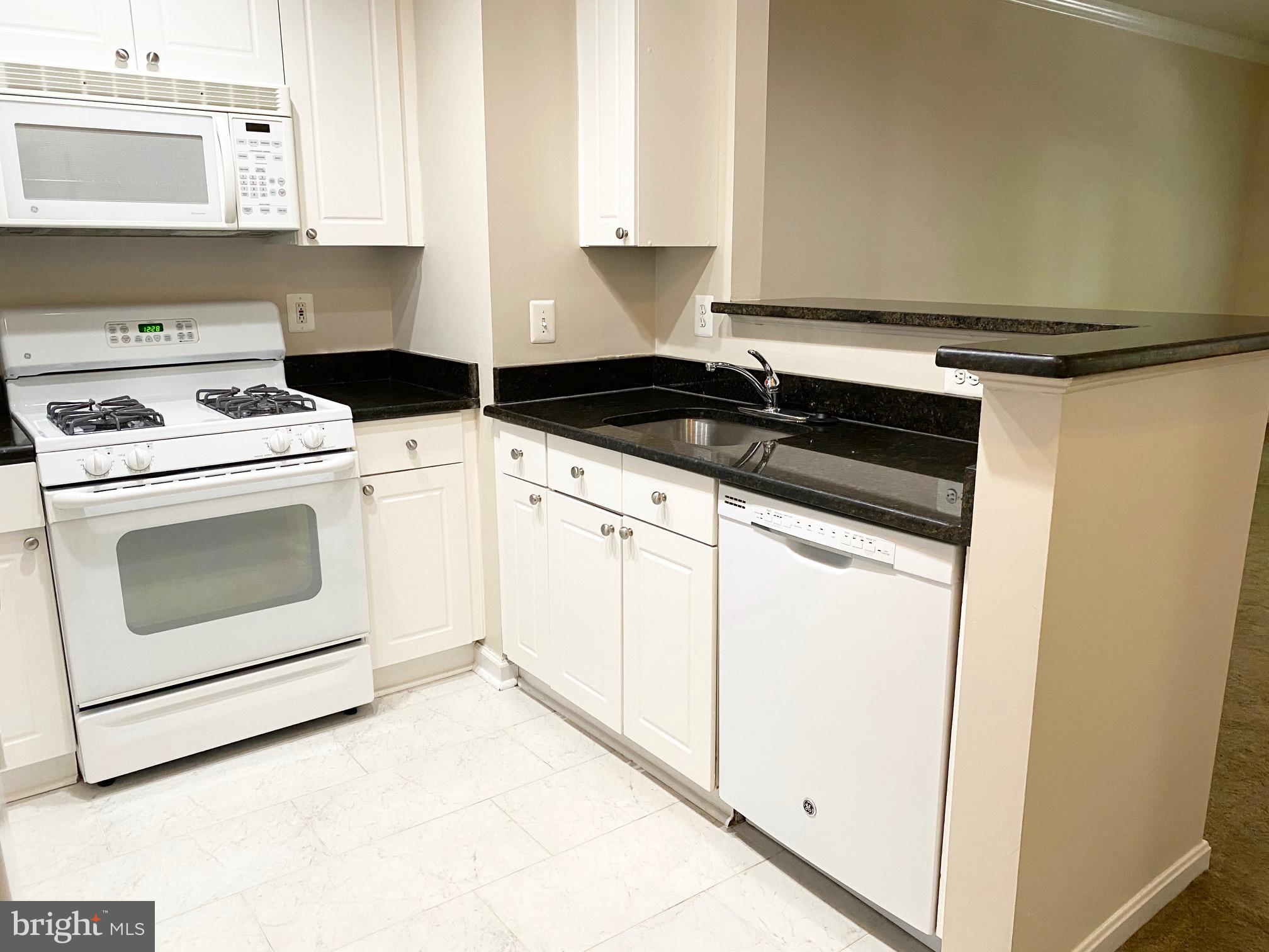 MARQUIS AT VIENNA STATION - Residential Lease