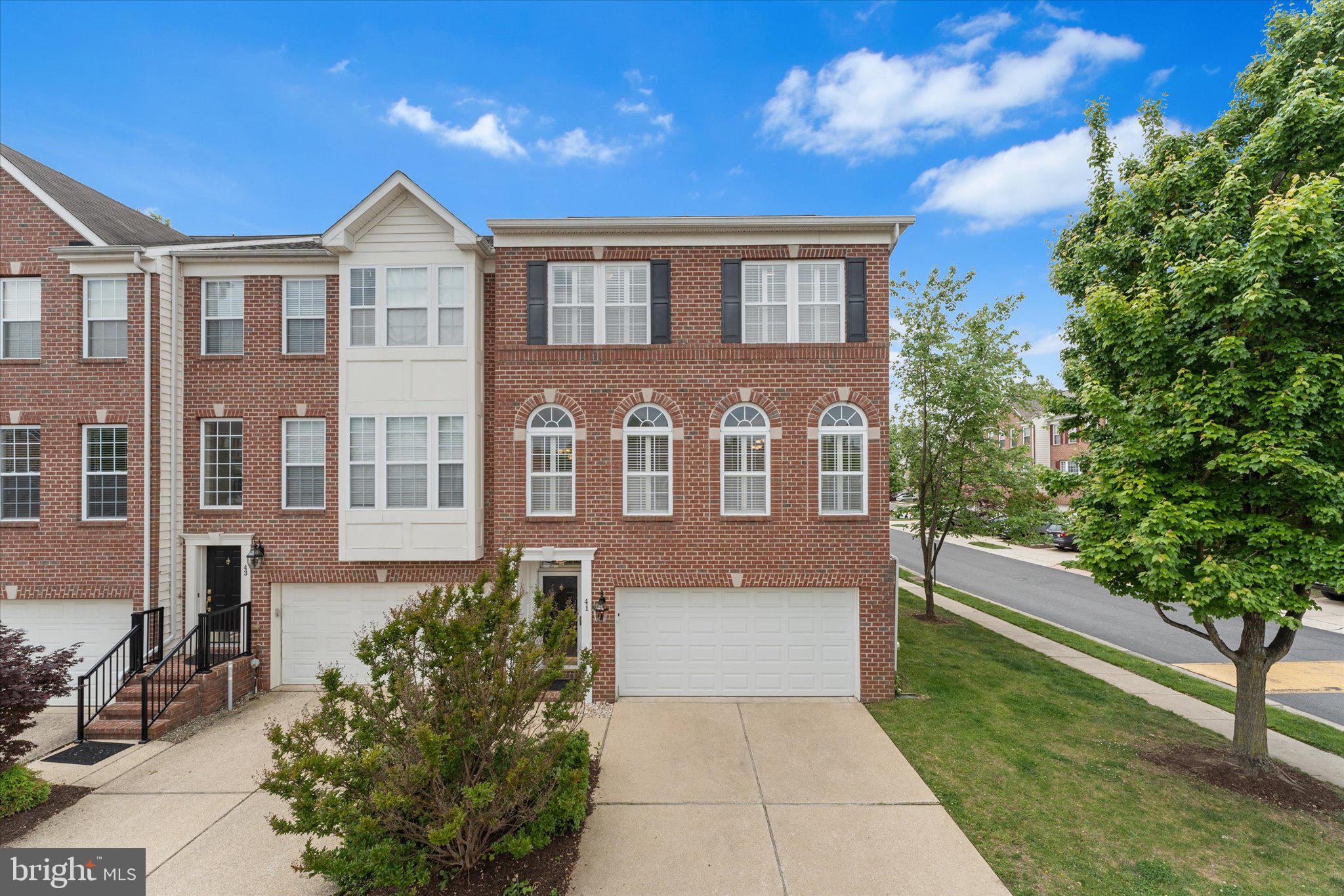 41 IDLECREEK LANE