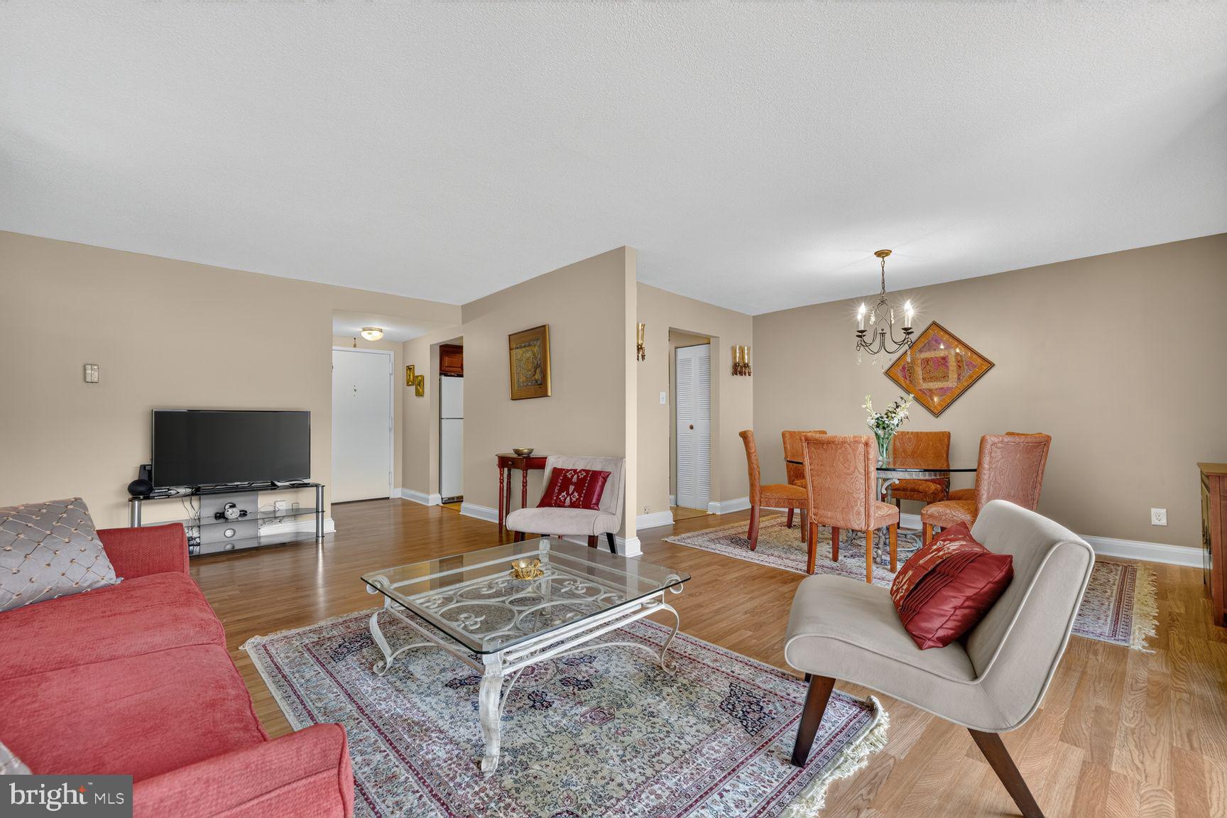 4 MONROE STREET 4-909