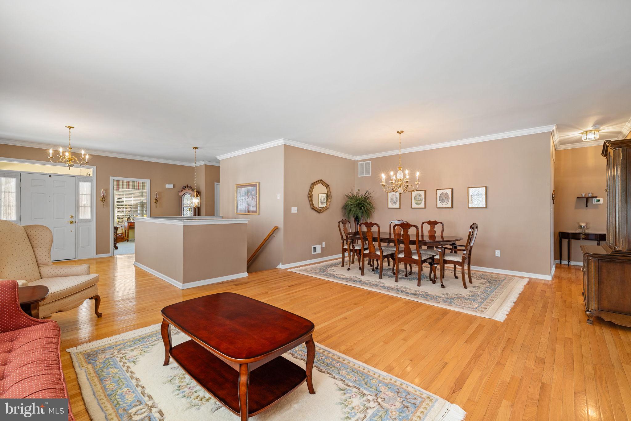 FOUR SEASONS AT FARM - Residential