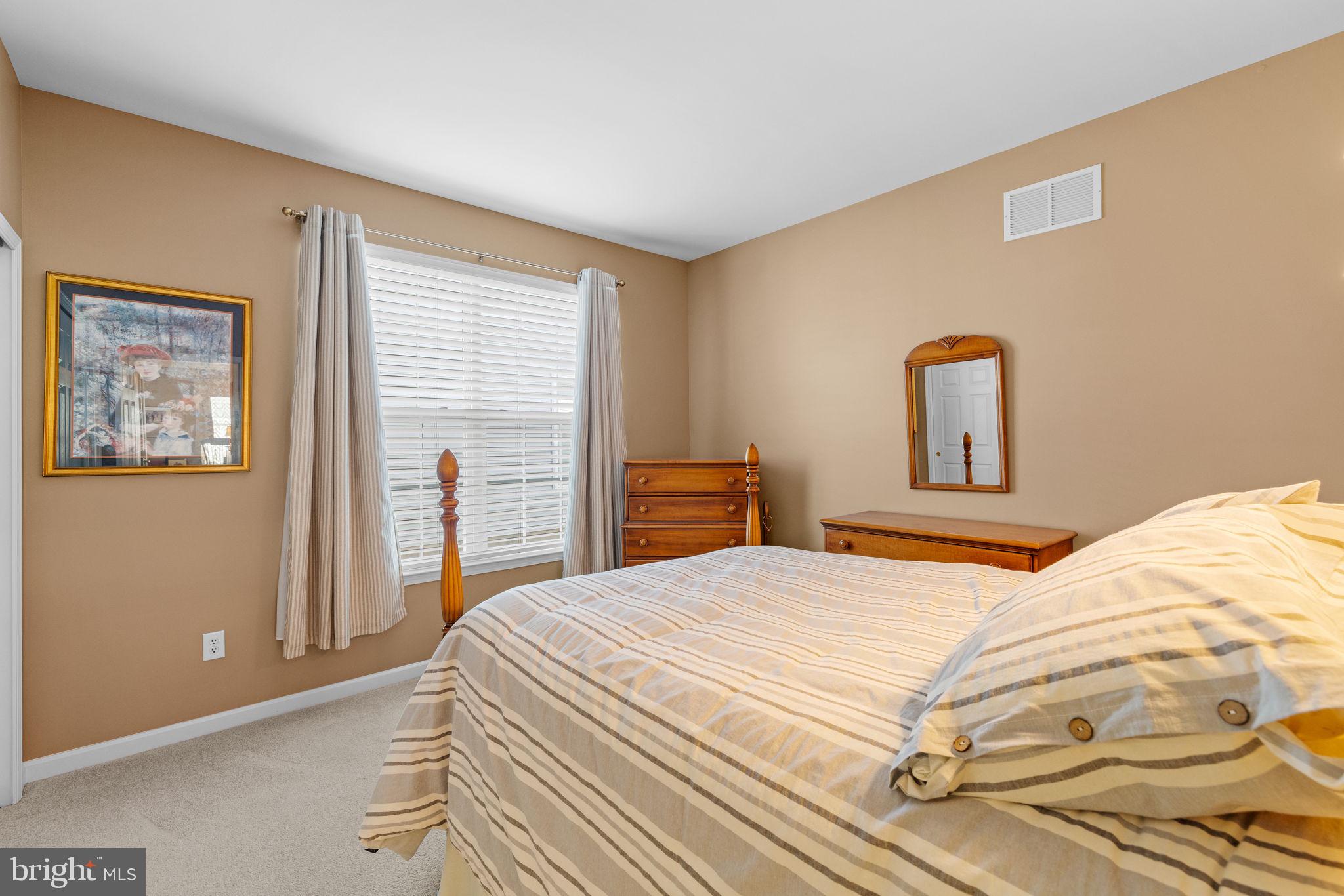 FOUR SEASONS AT FARM - Residential