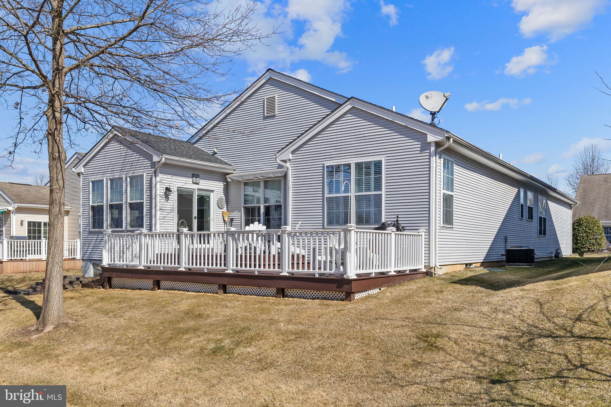 FOUR SEASONS AT FARM - Residential