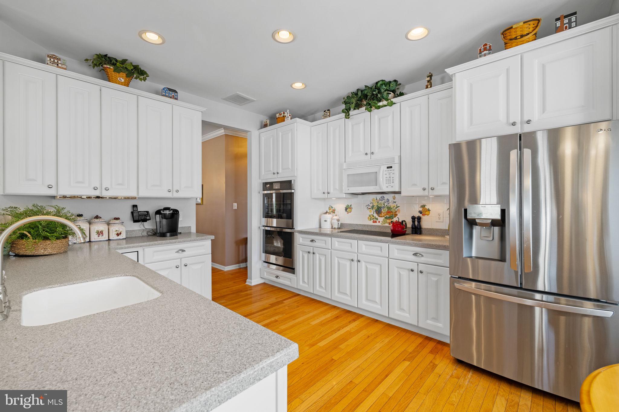 FOUR SEASONS AT FARM - Residential