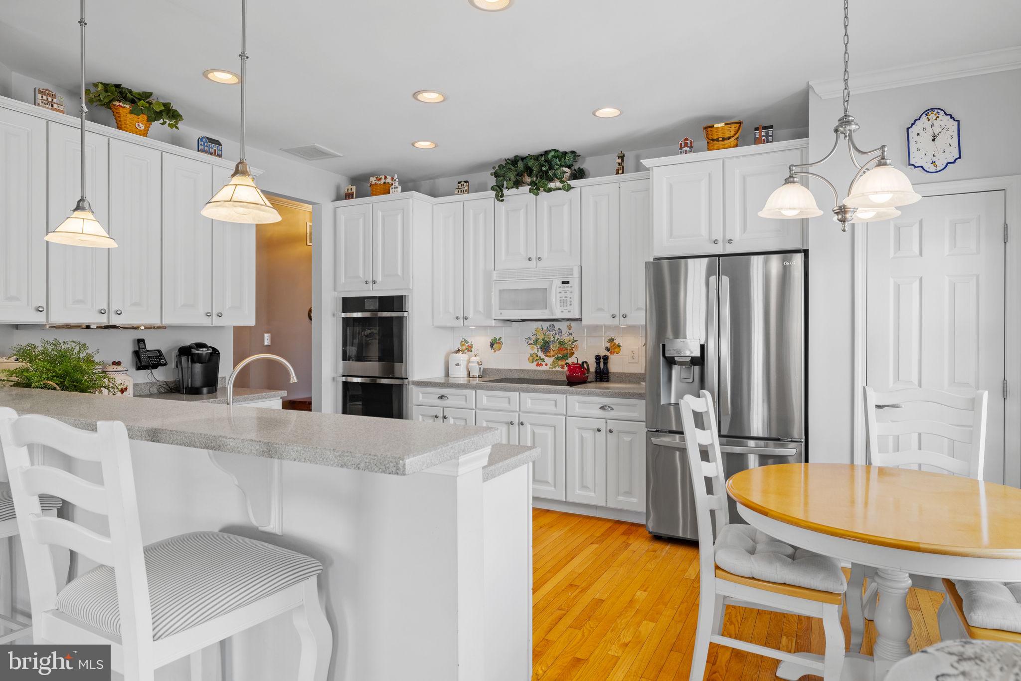 FOUR SEASONS AT FARM - Residential