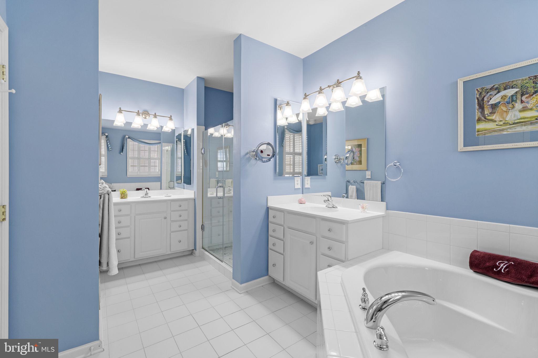 FOUR SEASONS AT FARM - Residential