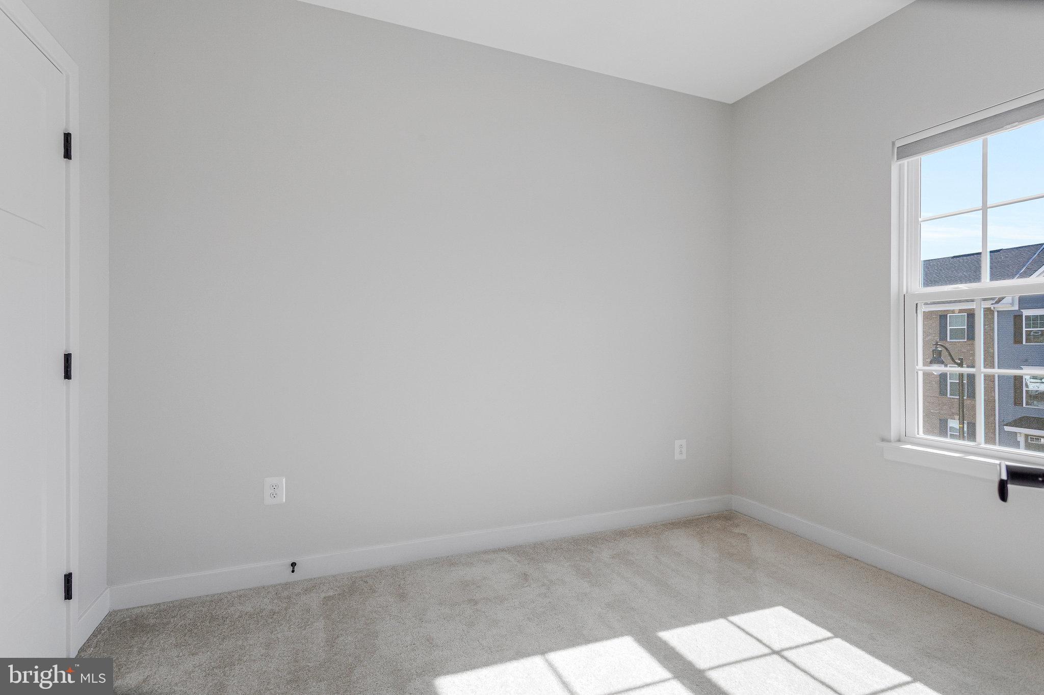 SOUTHLAKE - Residential