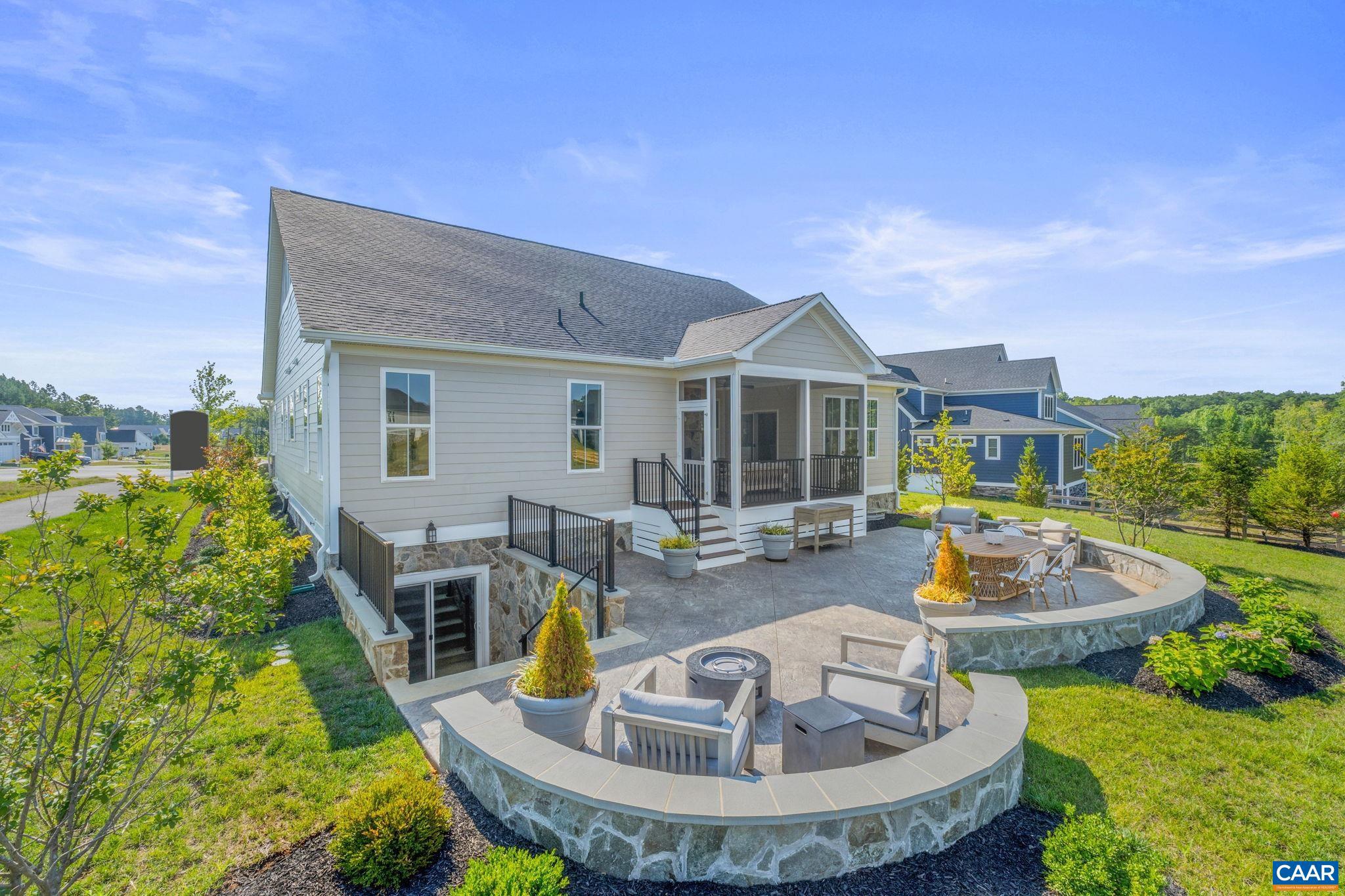 SPRING CREEK - Residential