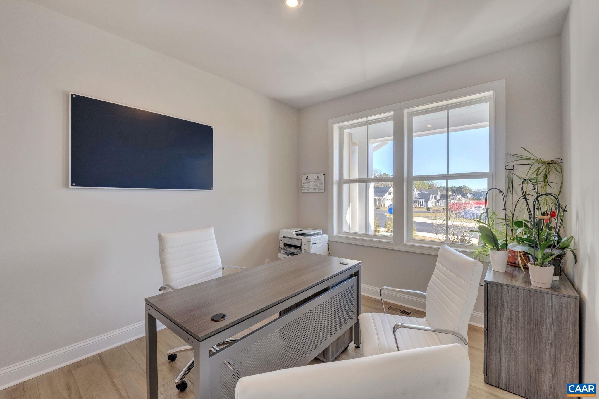 SPRING CREEK - Residential