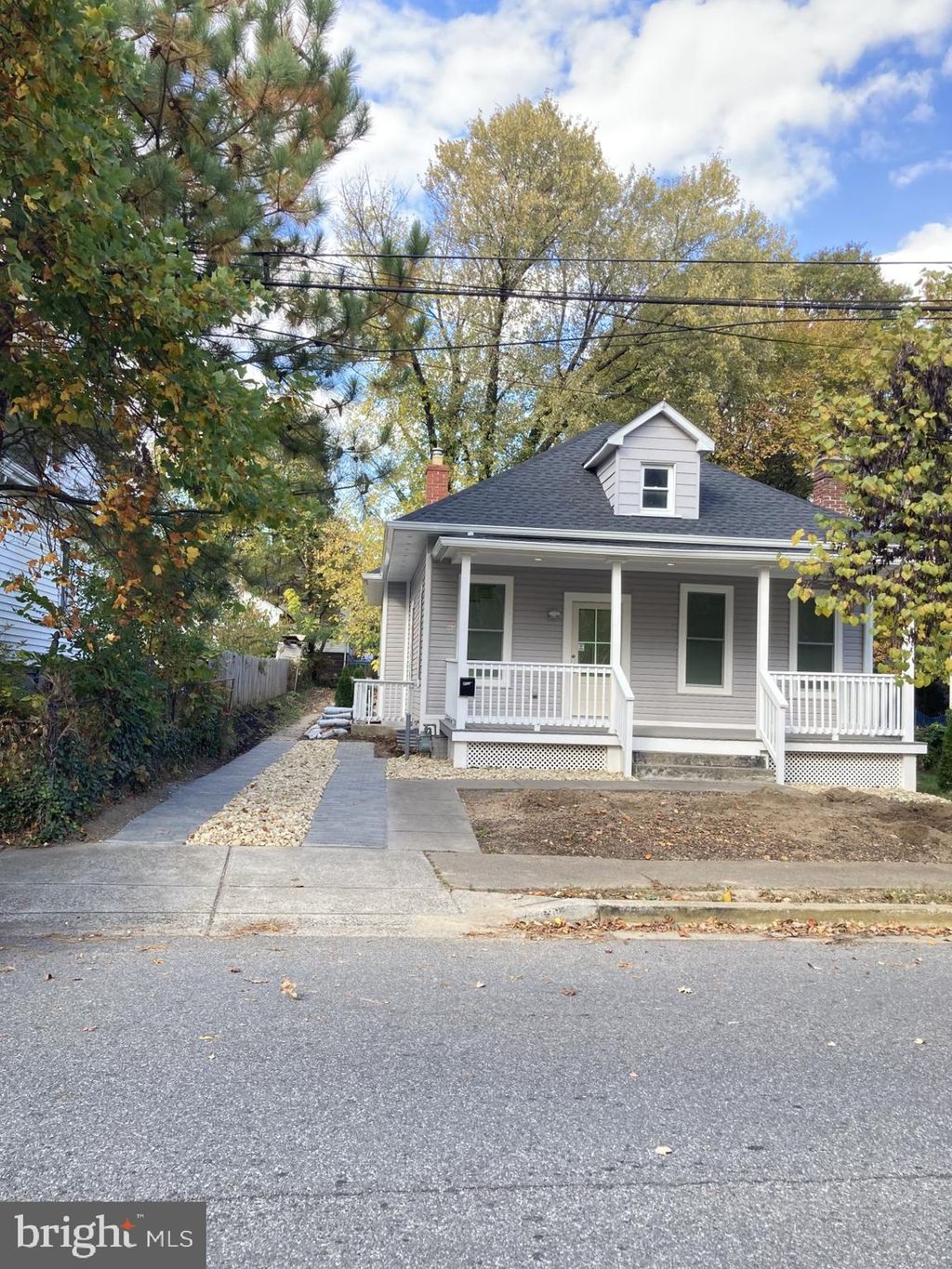 Photo of 3002 Bunker Hill Road, MOUNT RAINIER, MD 20712 (MLS # MDPG2181090)