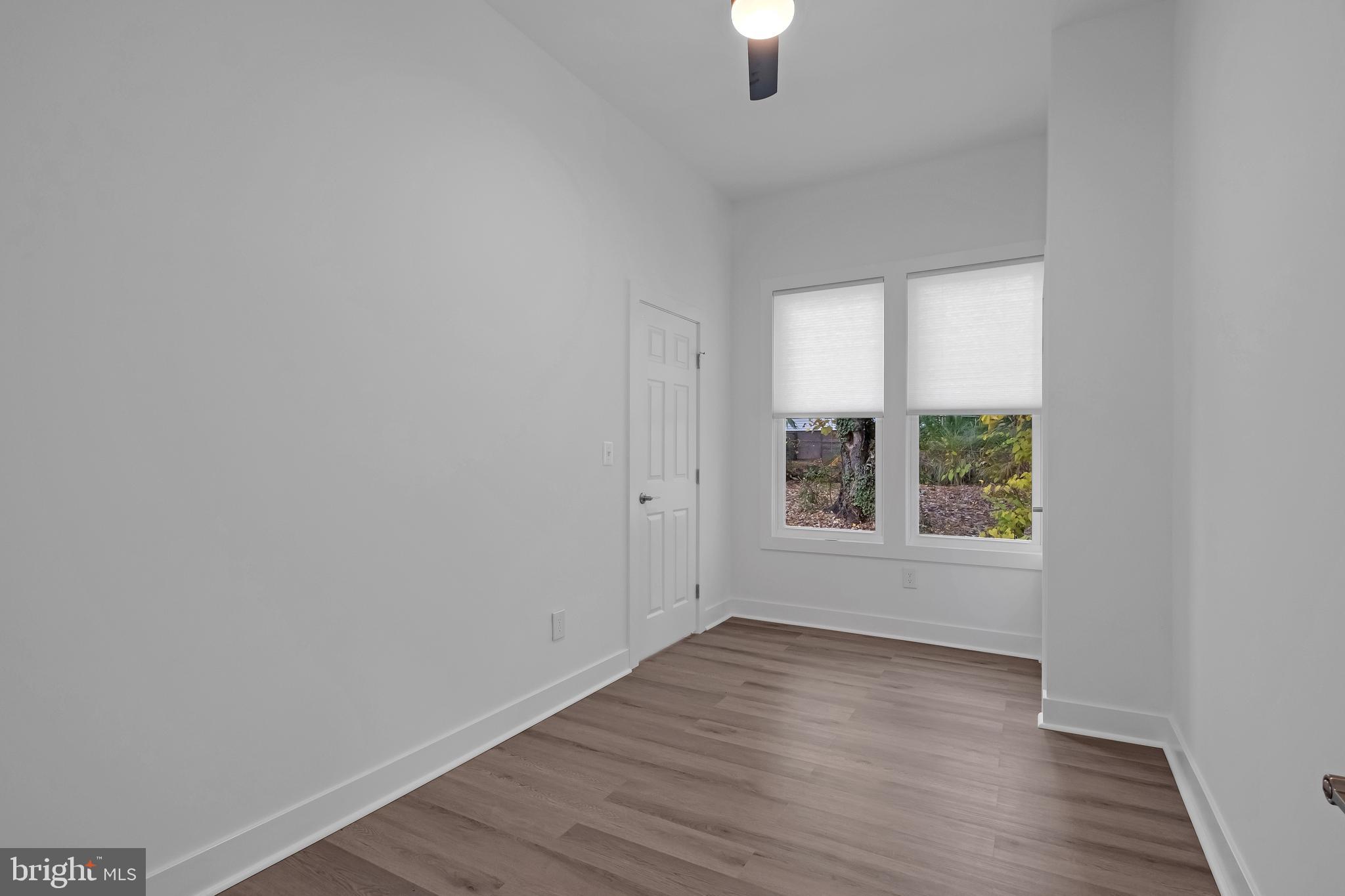 MT RAINIER - Residential