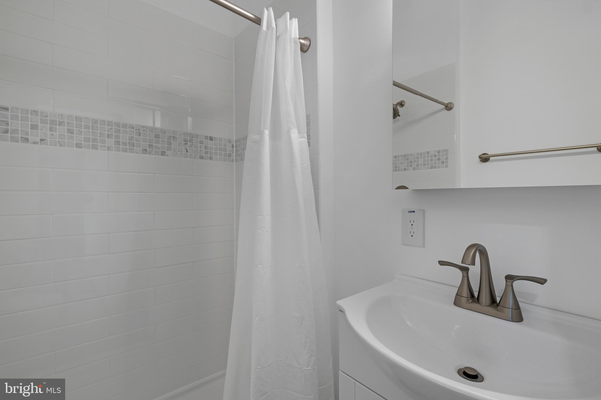 MT RAINIER - Residential