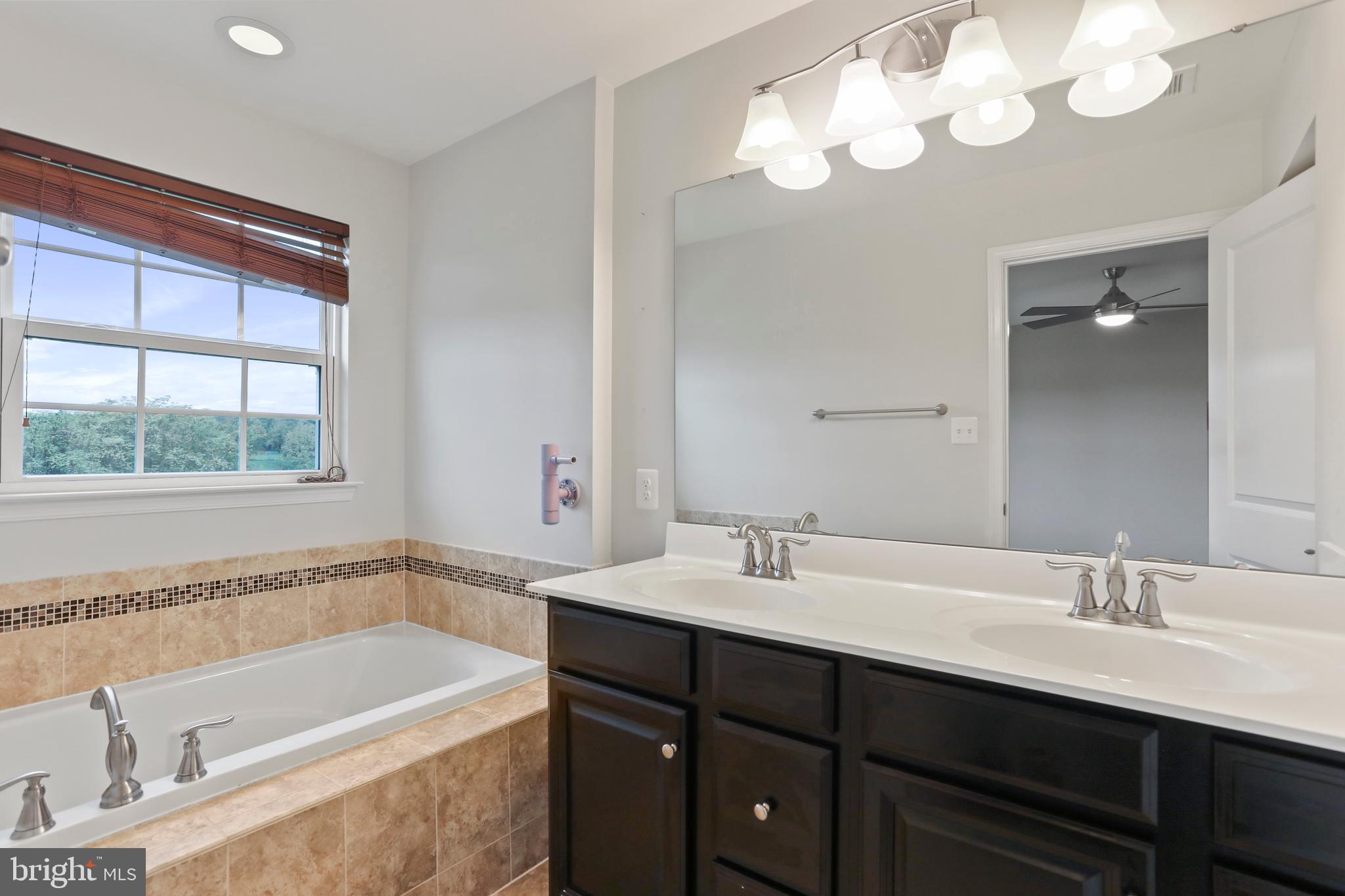 POTOMAC STATION - Residential Lease