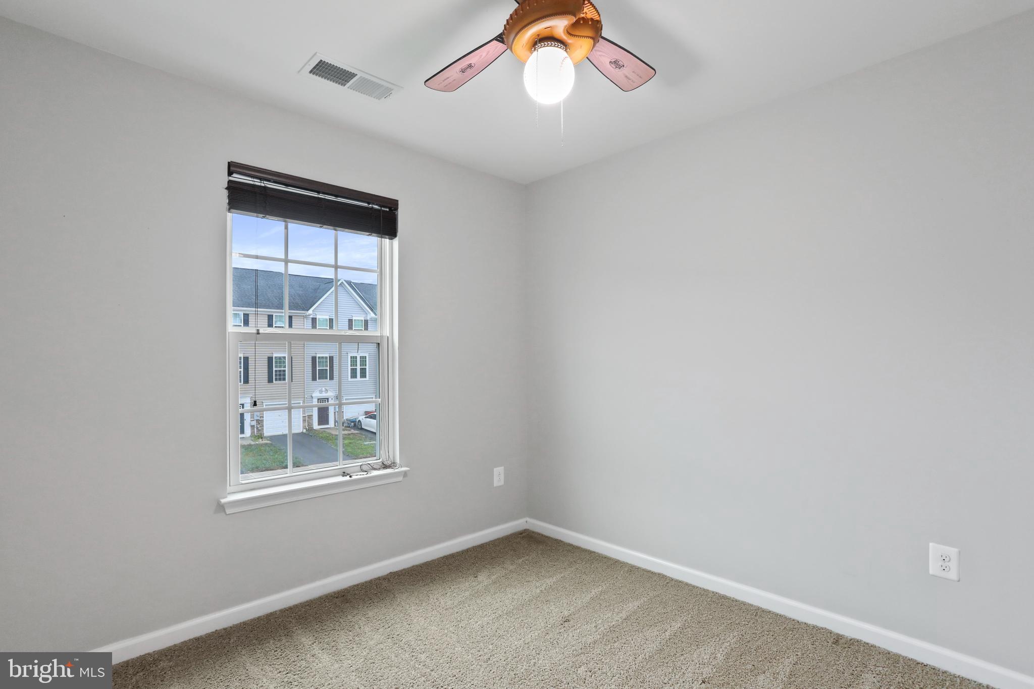 POTOMAC STATION - Residential Lease