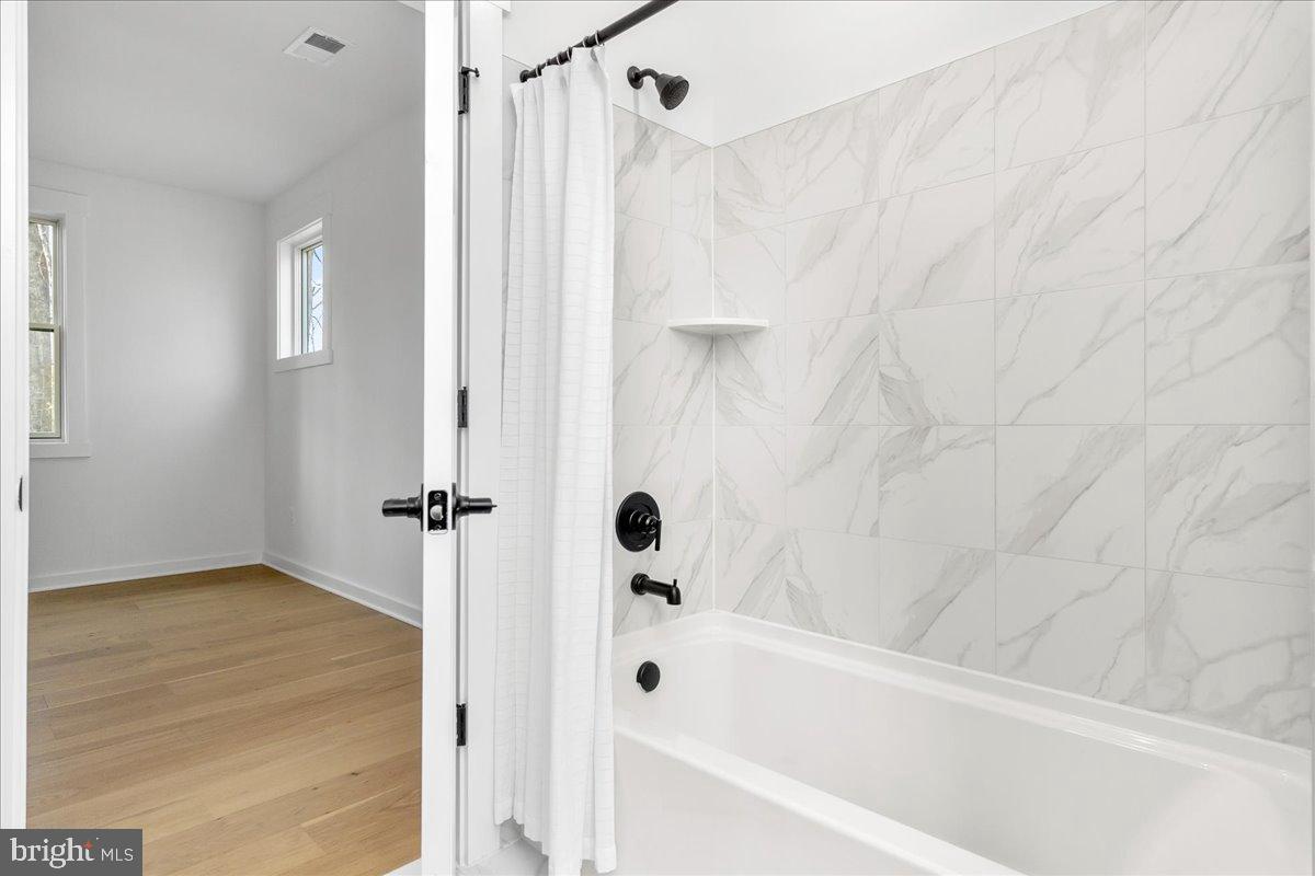 ATHLONE HILLS - Residential