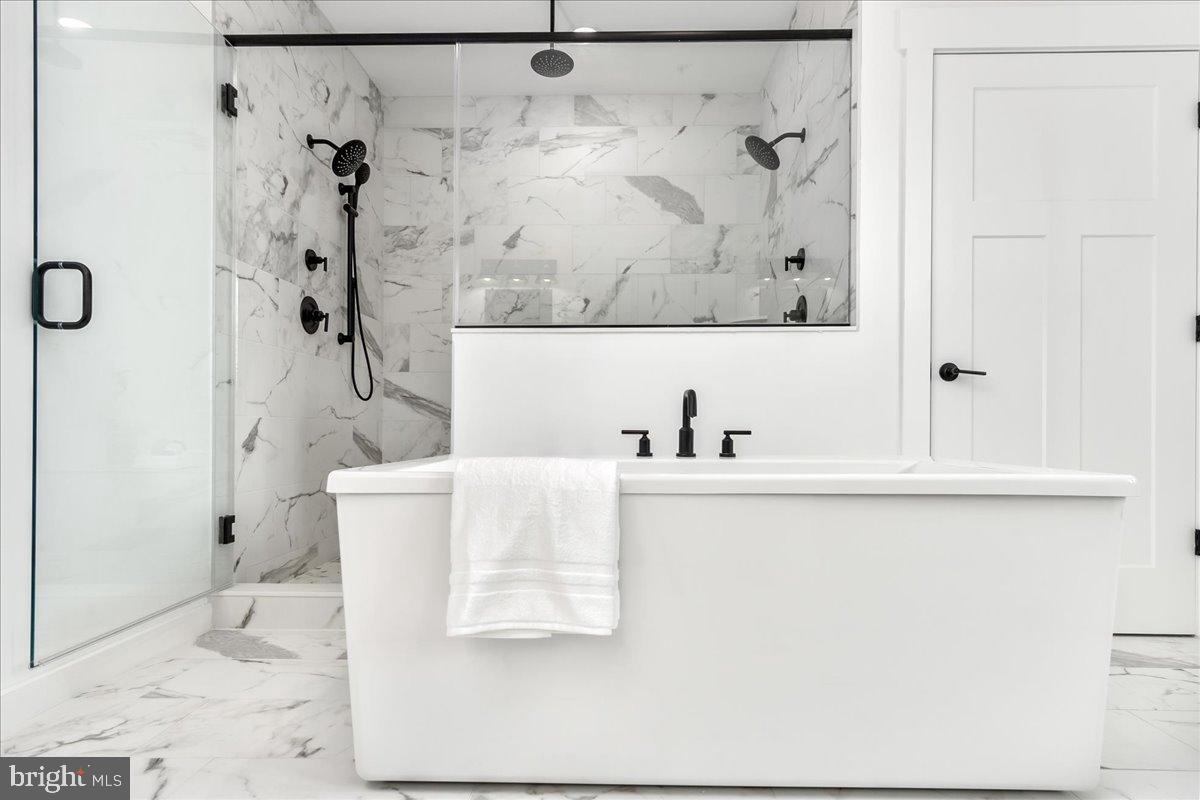 ATHLONE HILLS - Residential