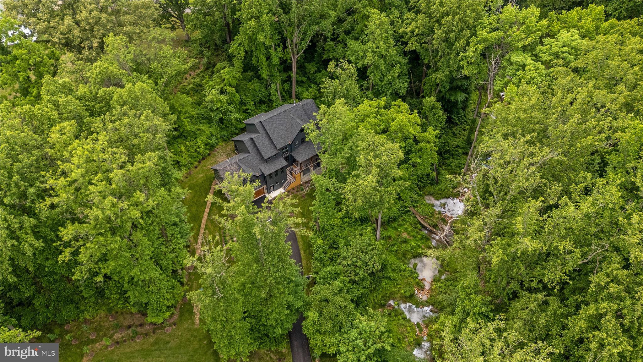 ATHLONE HILLS - Residential
