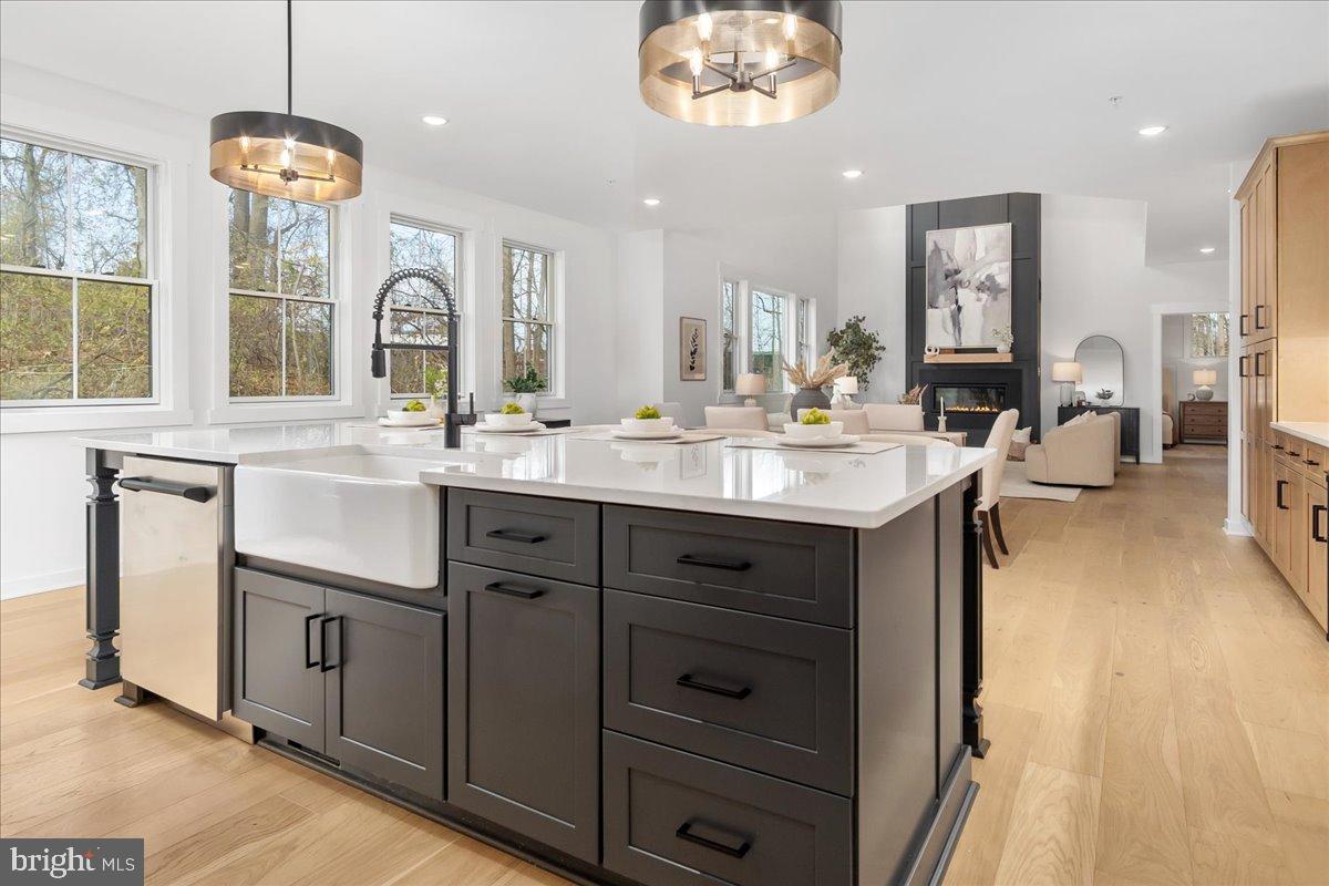 ATHLONE HILLS - Residential