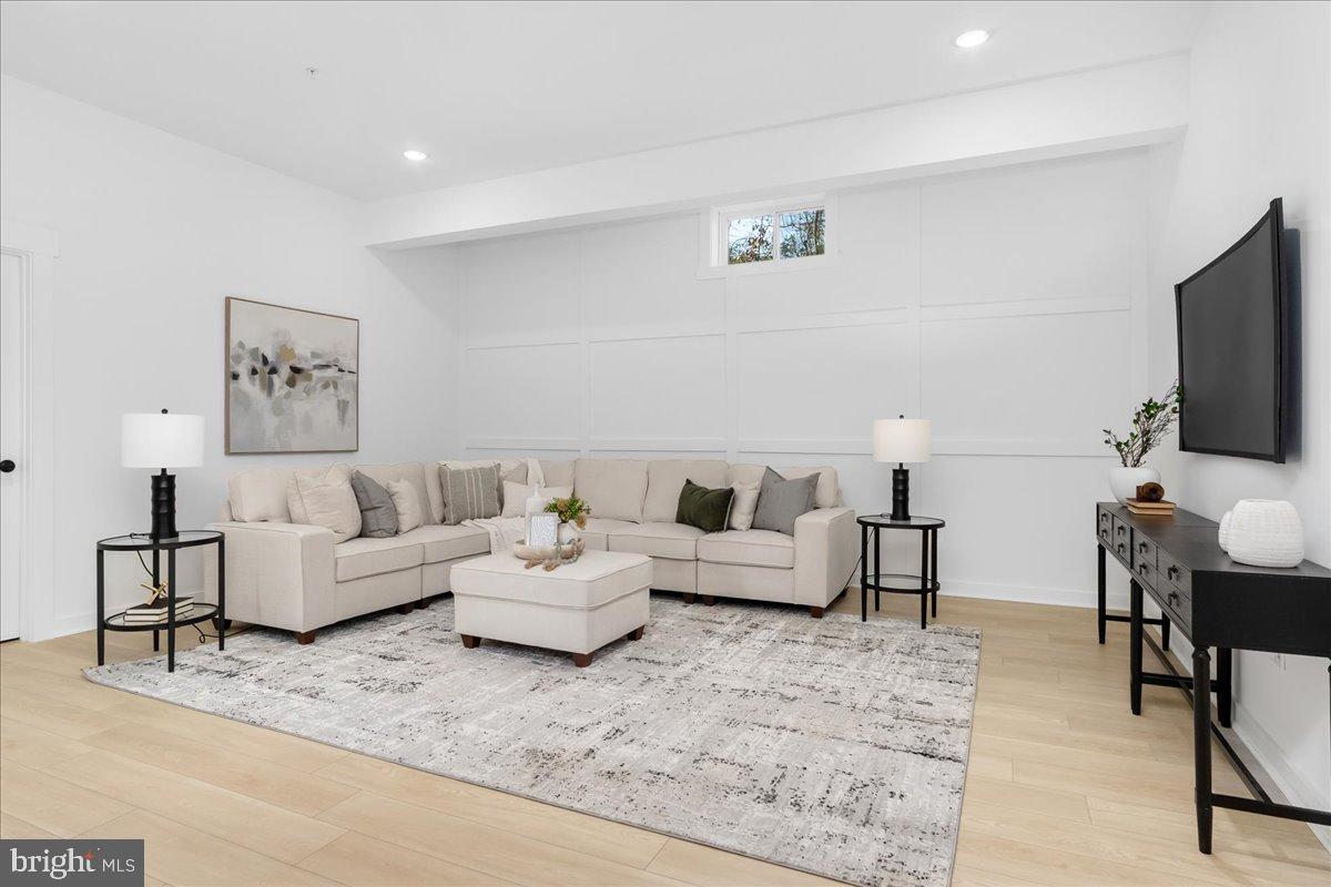 ATHLONE HILLS - Residential