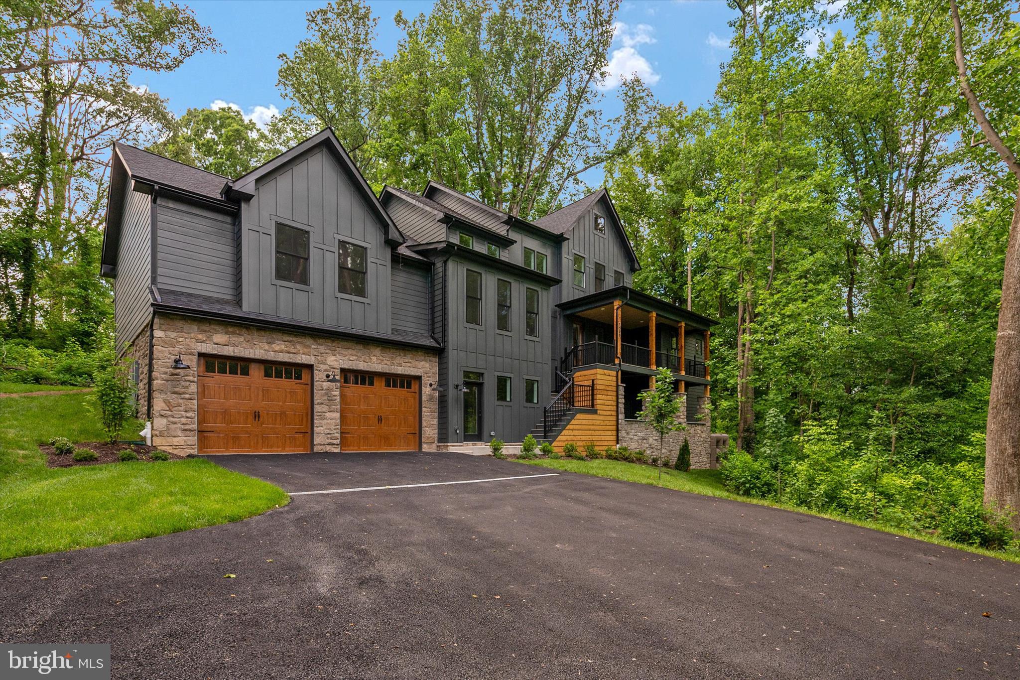 ATHLONE HILLS - Residential