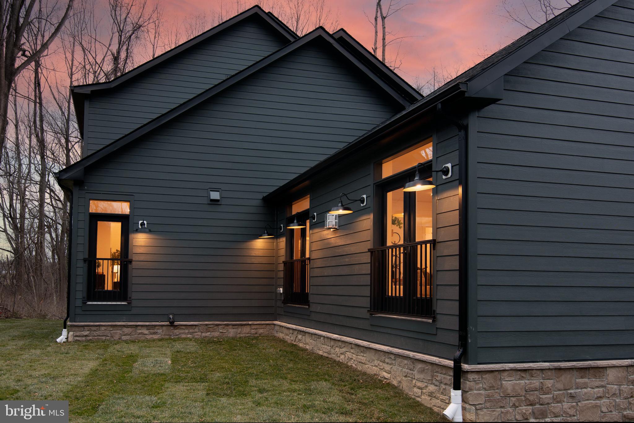 ATHLONE HILLS - Residential