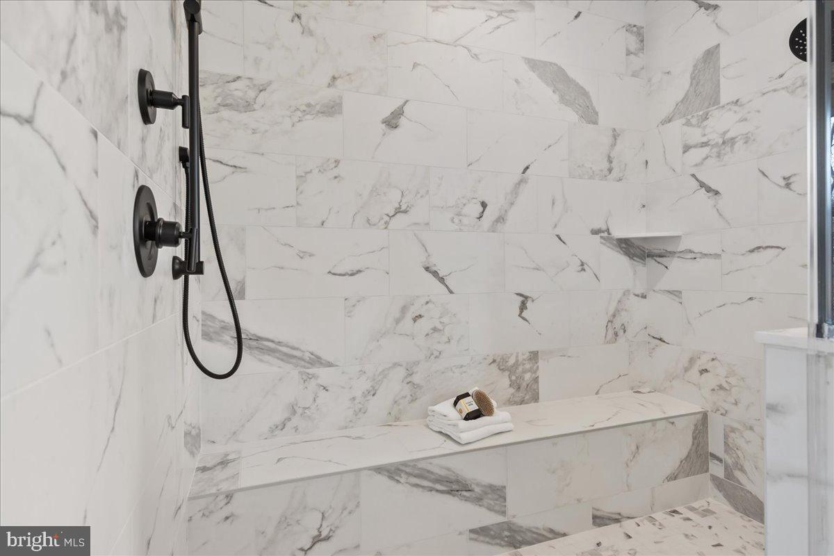 ATHLONE HILLS - Residential