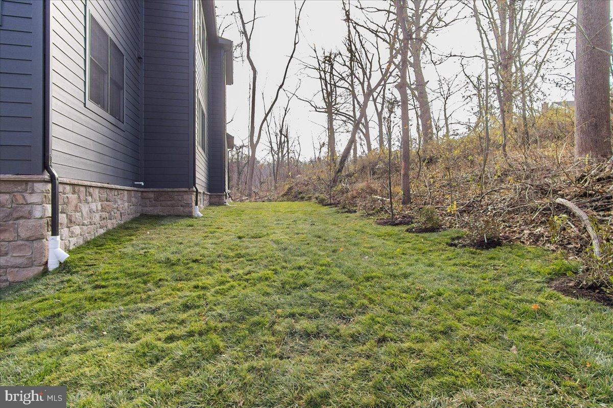 ATHLONE HILLS - Residential