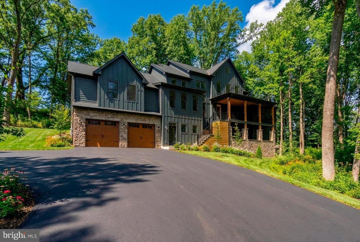 ATHLONE HILLS - Residential