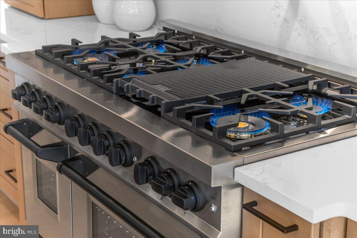 ATHLONE HILLS - Residential