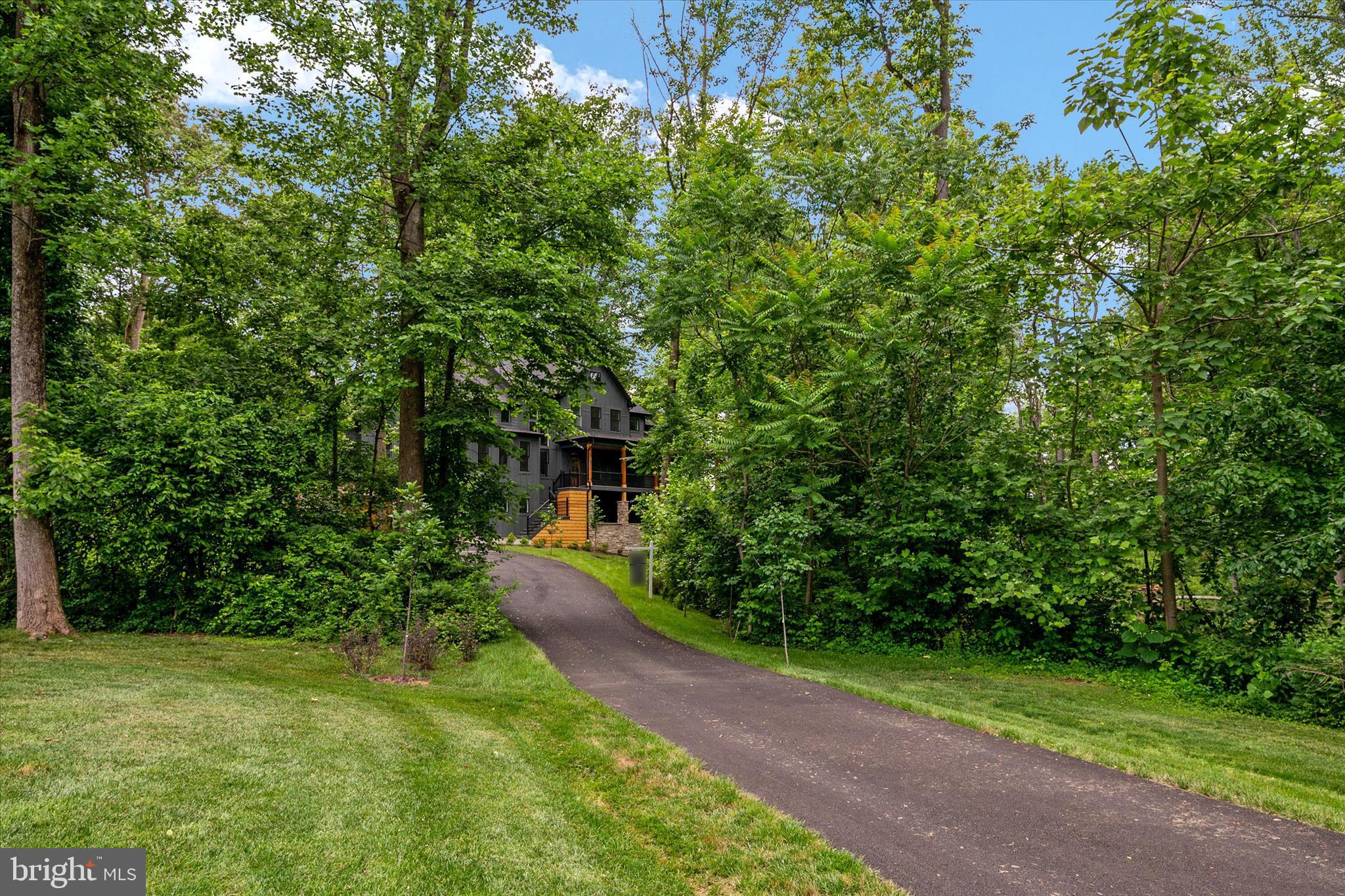 ATHLONE HILLS - Residential