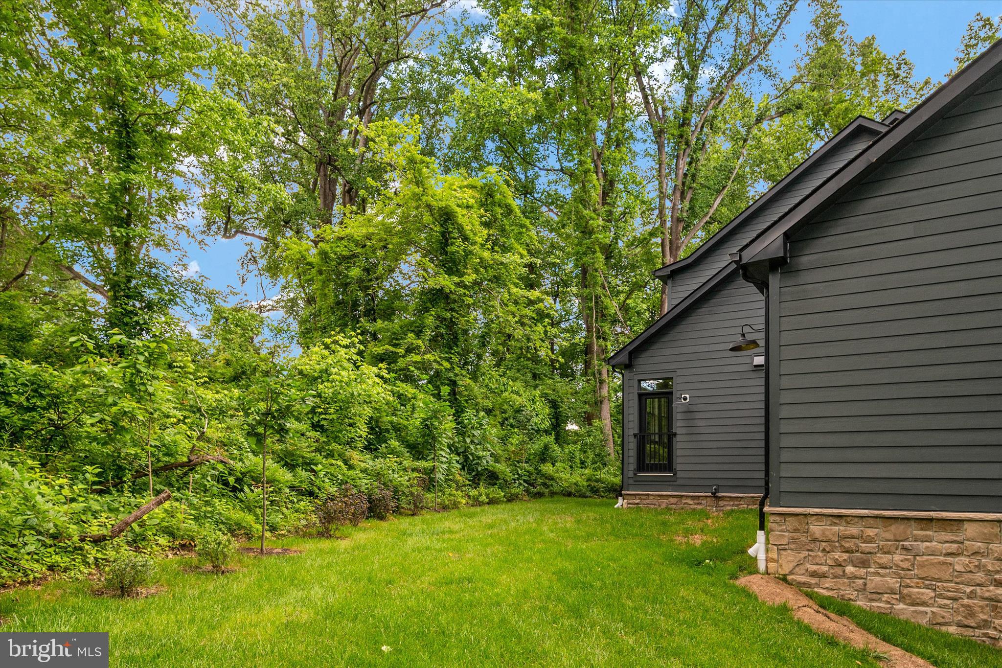 ATHLONE HILLS - Residential