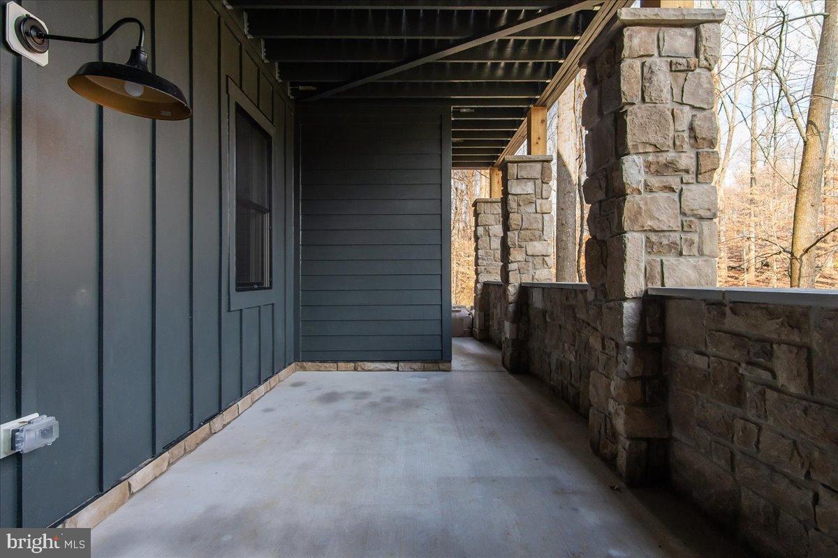 ATHLONE HILLS - Residential