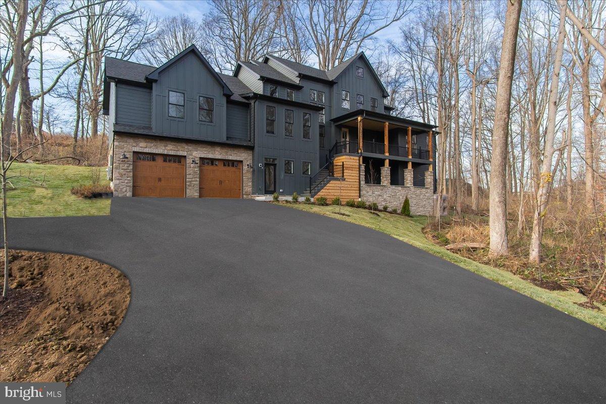 ATHLONE HILLS - Residential