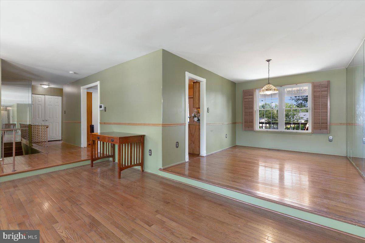 TOR-BRYAN ESTATES - Residential