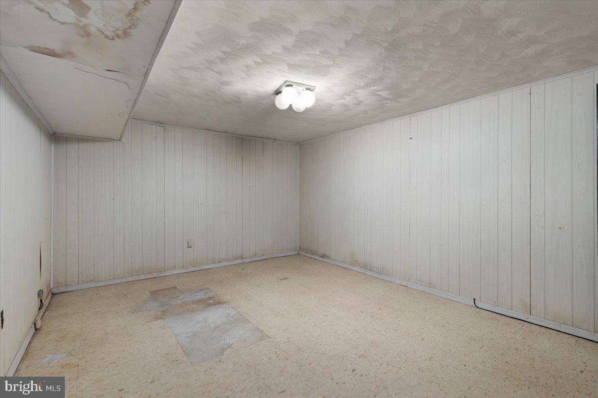 TOR-BRYAN ESTATES - Residential