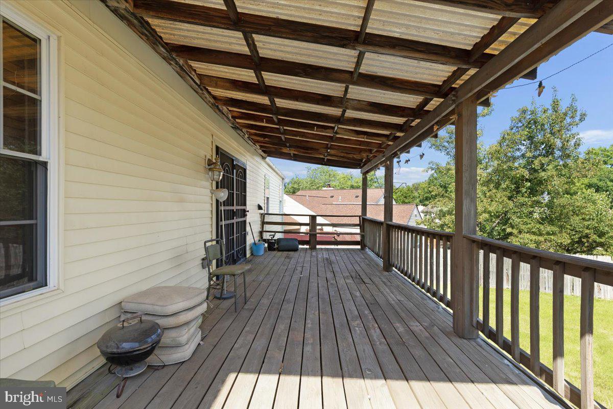 TOR-BRYAN ESTATES - Residential