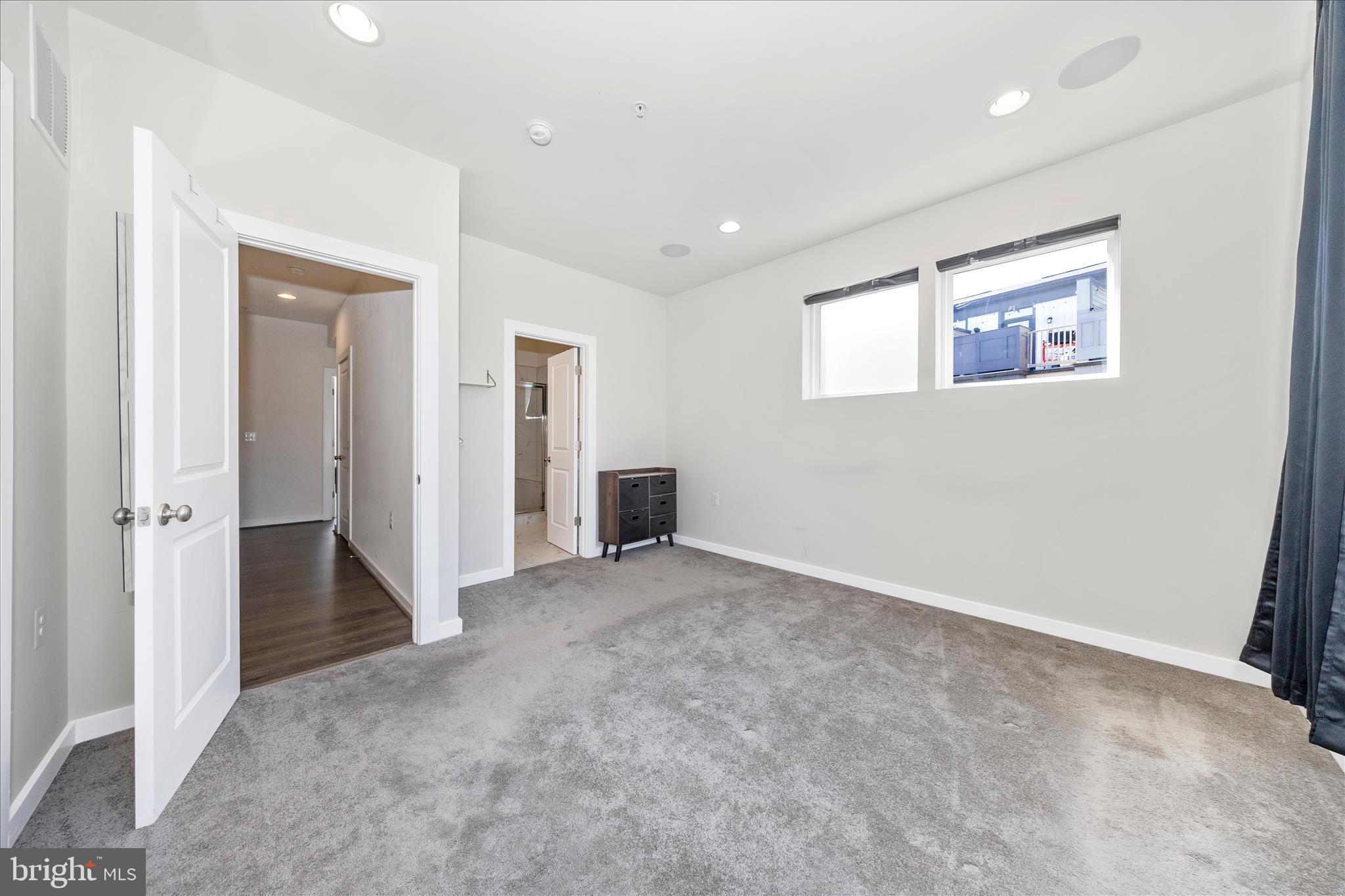 DOWNTOWN FREDERICK - Residential