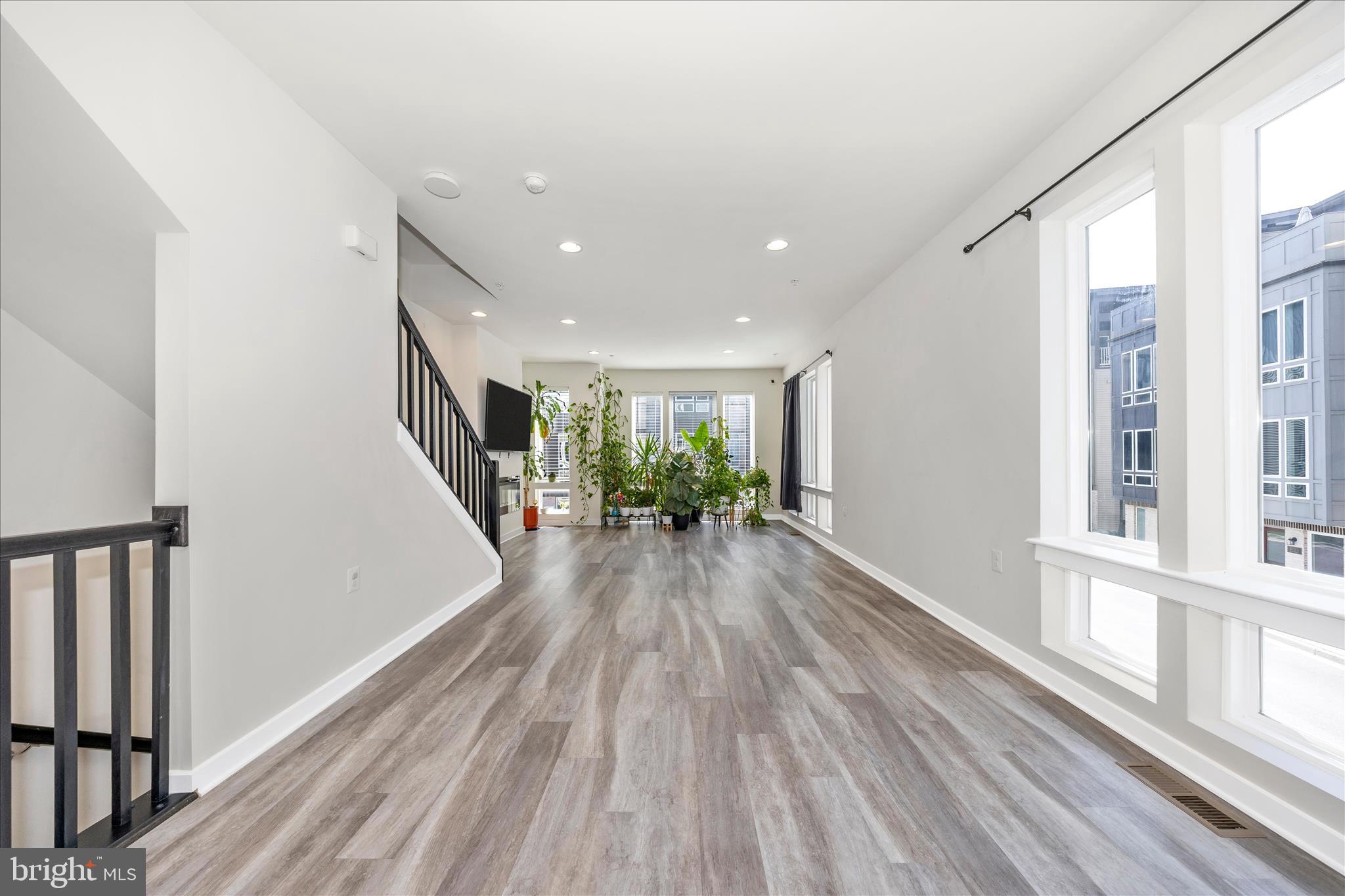 DOWNTOWN FREDERICK - Residential