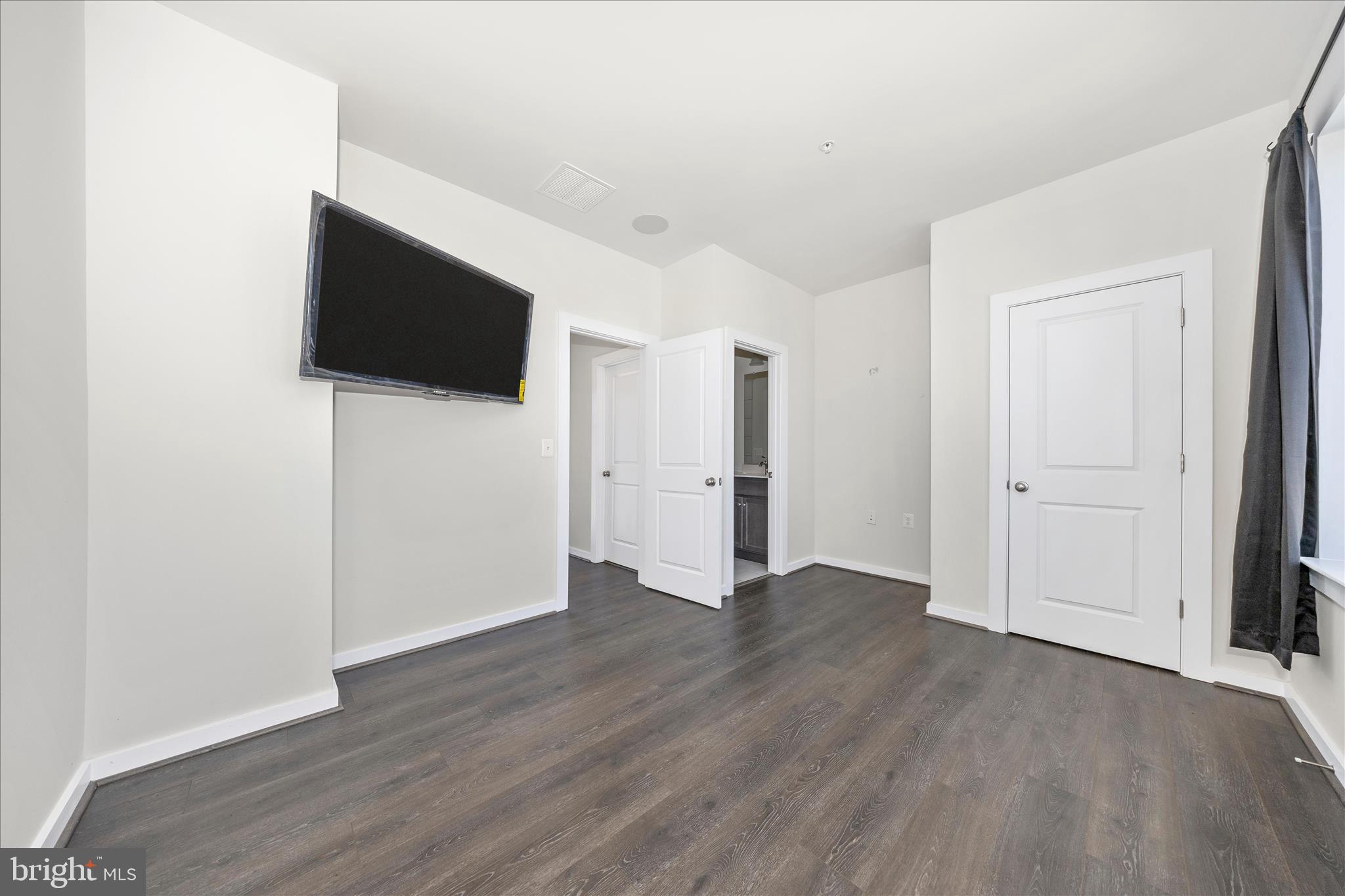 DOWNTOWN FREDERICK - Residential