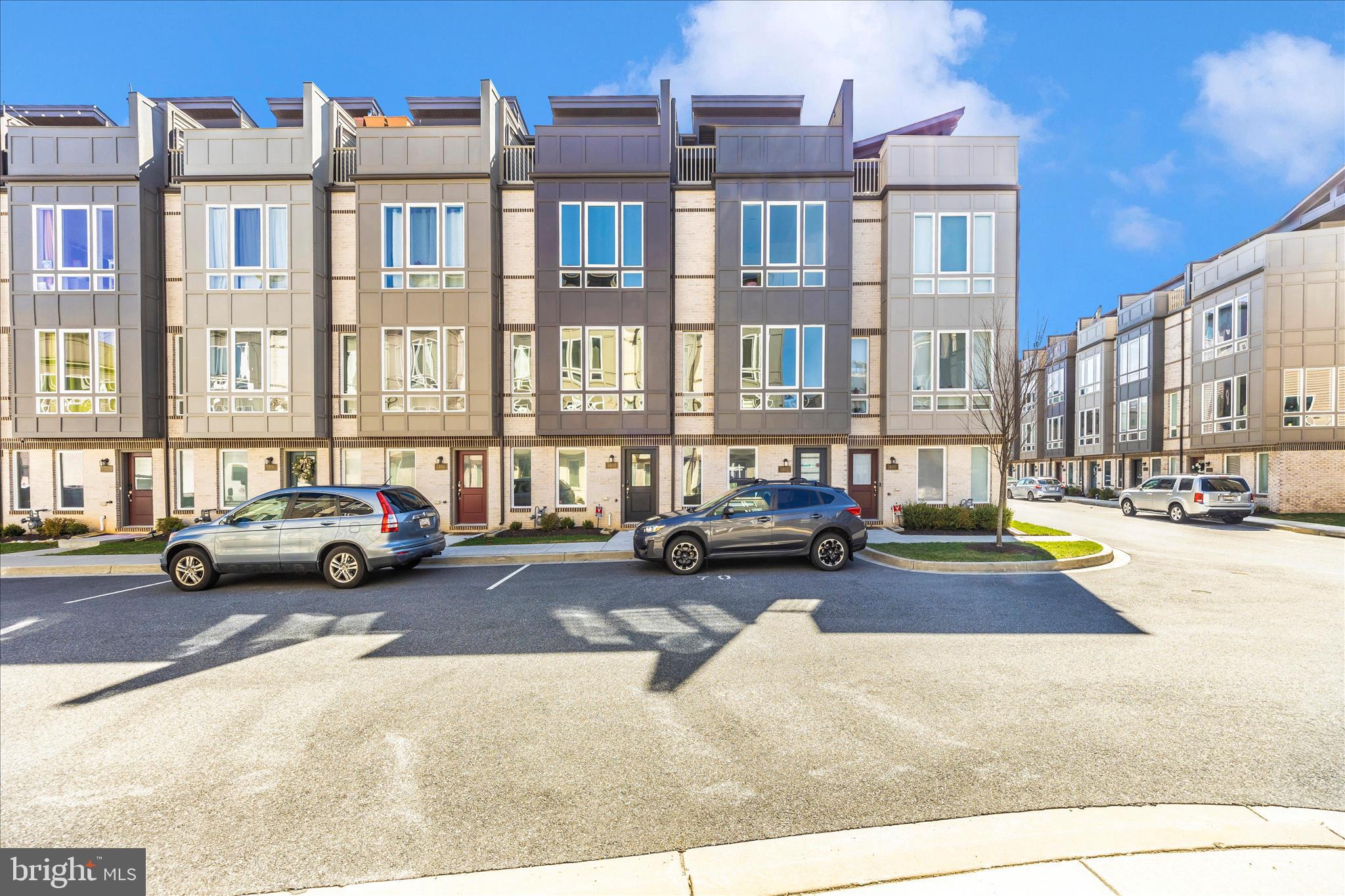 DOWNTOWN FREDERICK - Residential
