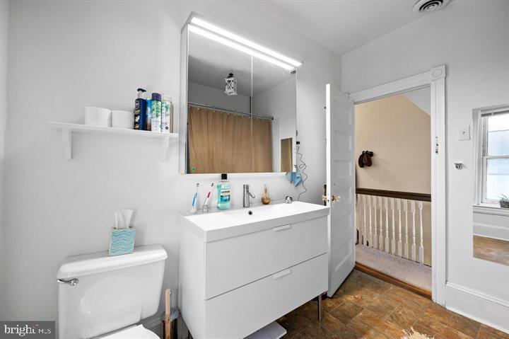 WEST PHILADELPHIA - Commercial Sale