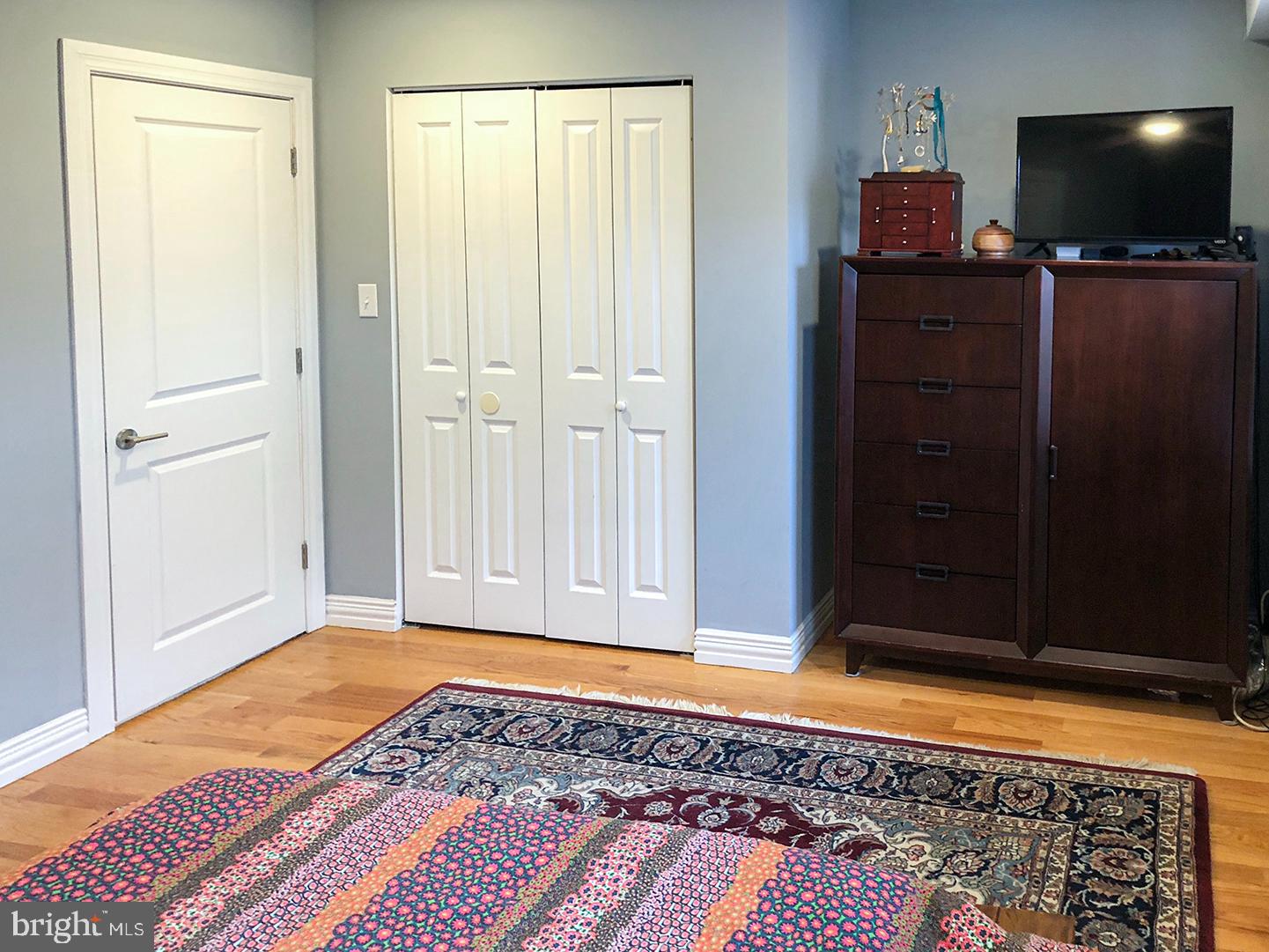 DICKINSON NARROWS - Residential Lease