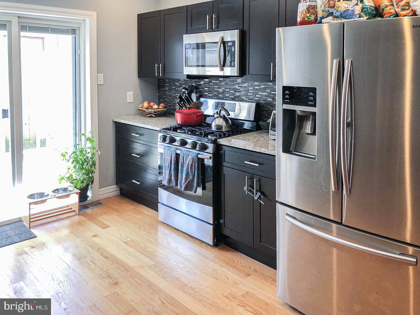 DICKINSON NARROWS - Residential Lease